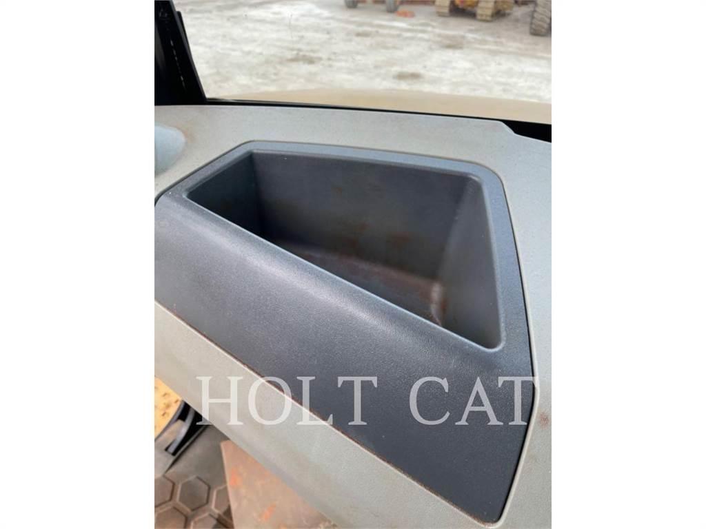 CAT 740GC Rammestyrte Dumpere