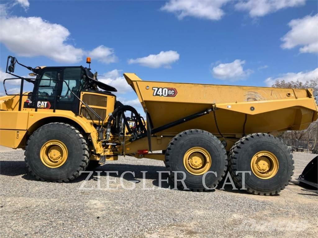 CAT 740GC Rammestyrte Dumpere