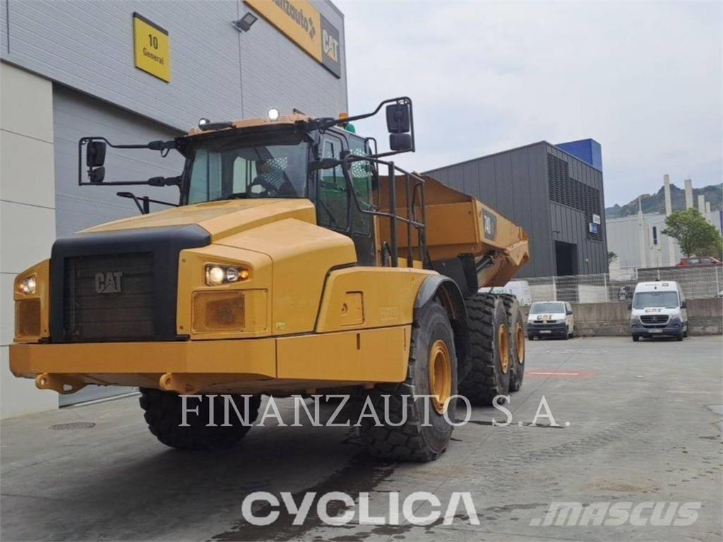 CAT 740GC Rammestyrte Dumpere