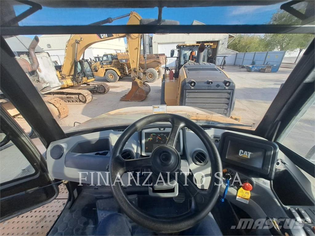 CAT 740GC Rammestyrte Dumpere