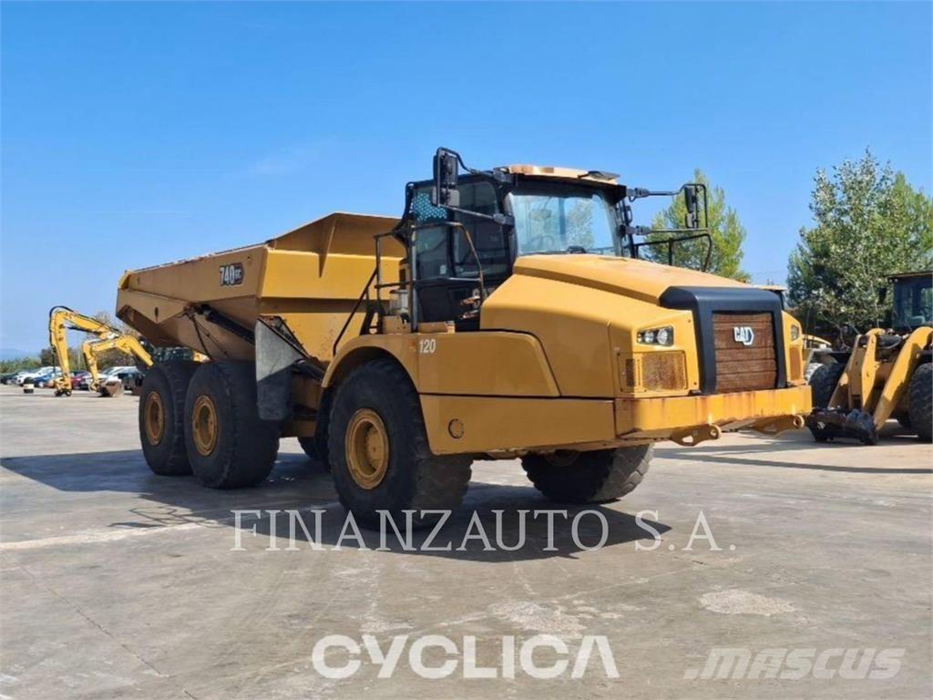 CAT 740GC Rammestyrte Dumpere