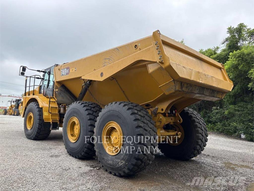 CAT 740GC-04 Rammestyrte Dumpere