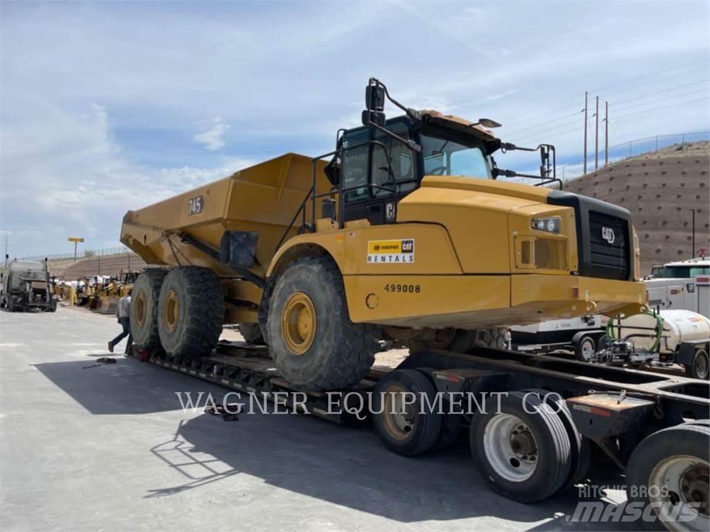 CAT 745 Rammestyrte Dumpere
