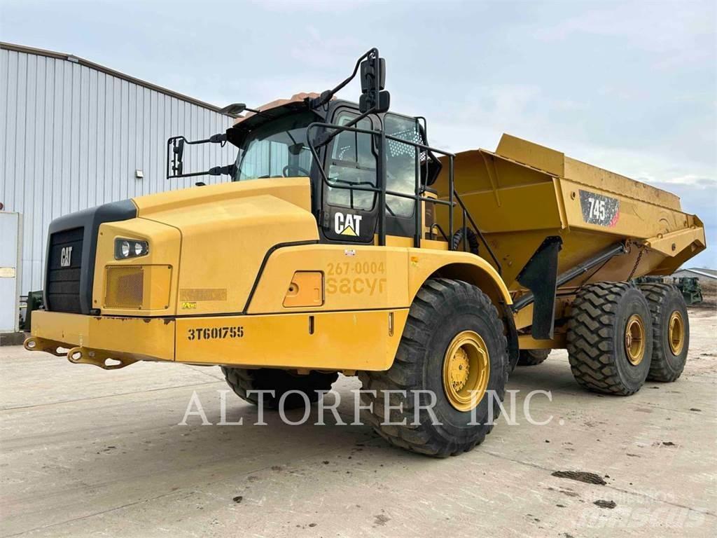 CAT 745 Rammestyrte Dumpere