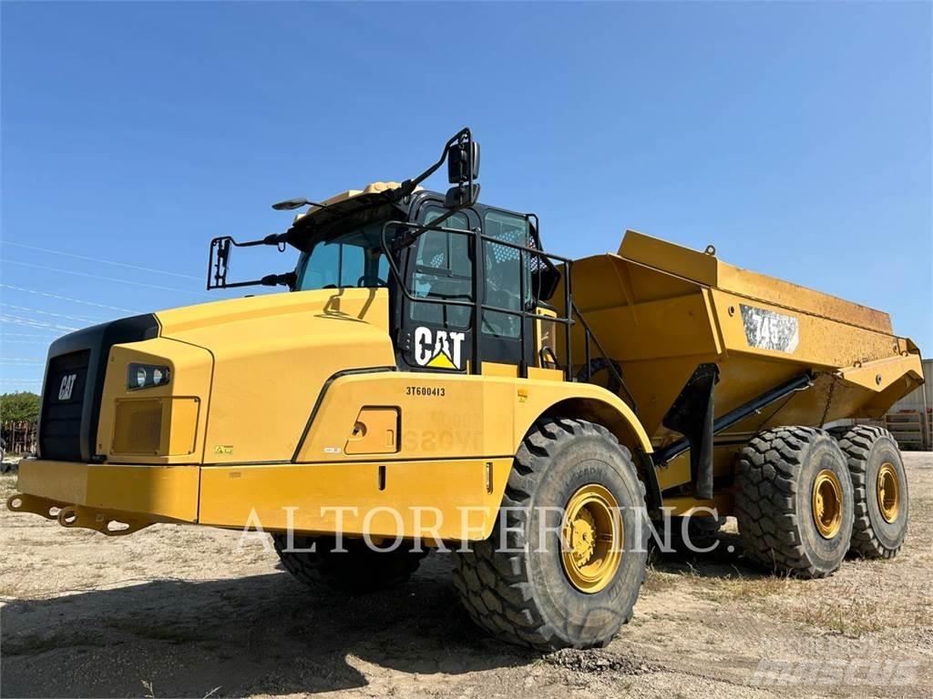 CAT 745 Rammestyrte Dumpere