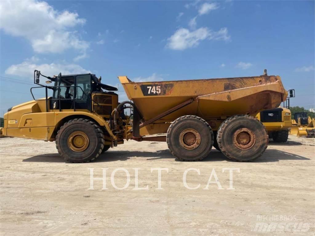 CAT 745 Rammestyrte Dumpere