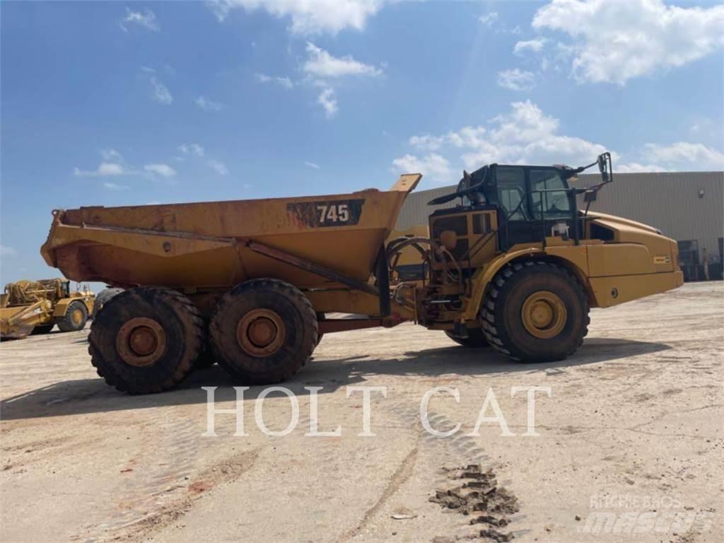 CAT 745 Rammestyrte Dumpere