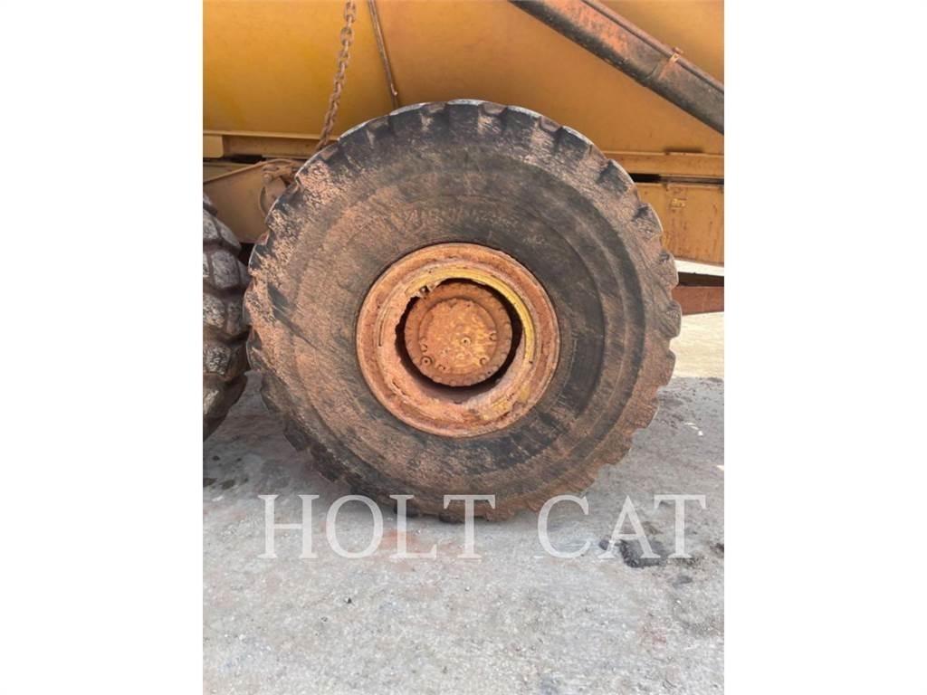 CAT 745 Rammestyrte Dumpere