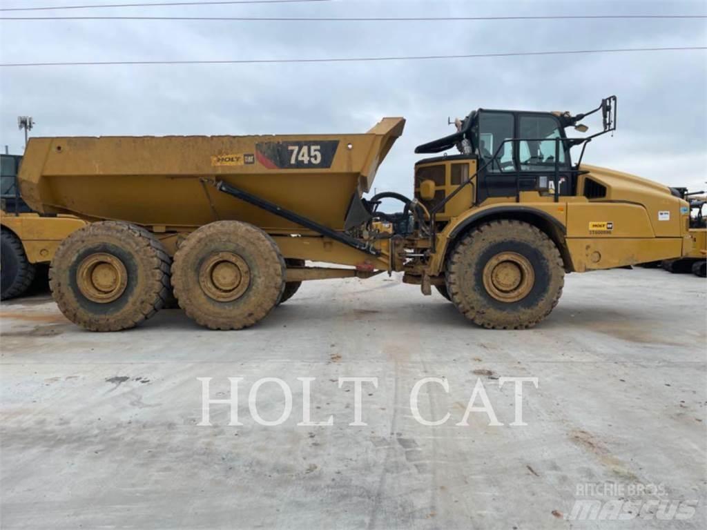 CAT 745 Rammestyrte Dumpere