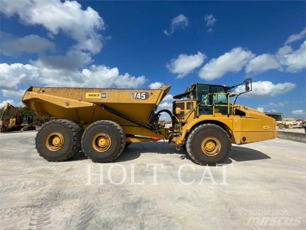 CAT 745 Rammestyrte Dumpere