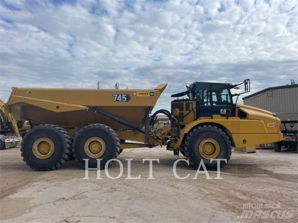 CAT 745 Rammestyrte Dumpere