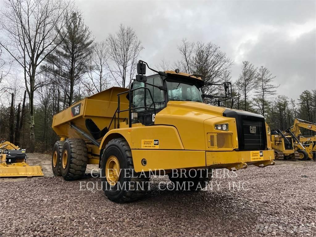 CAT 745 Rammestyrte Dumpere