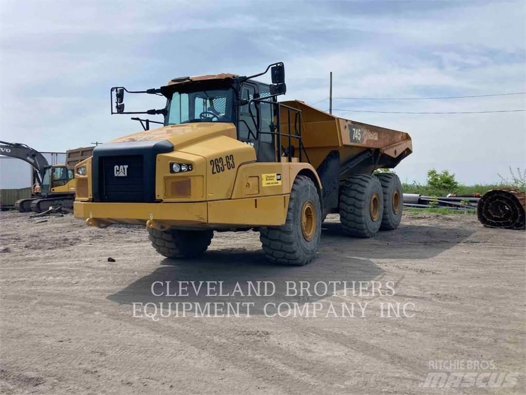 CAT 745 Rammestyrte Dumpere