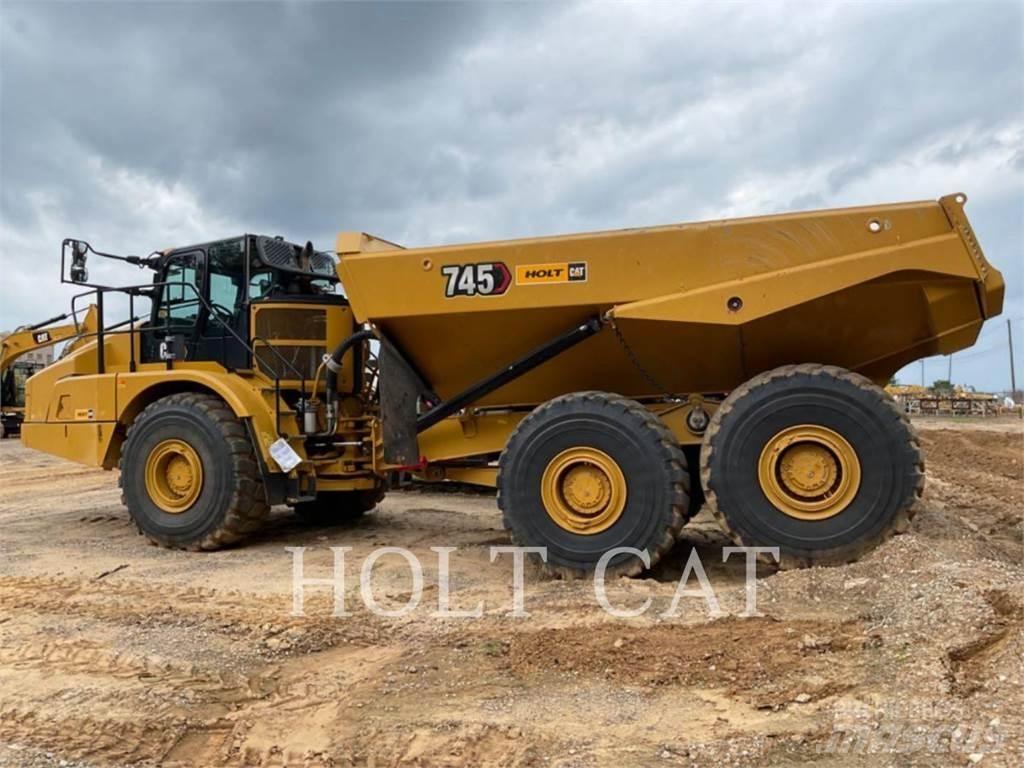 CAT 745 Rammestyrte Dumpere