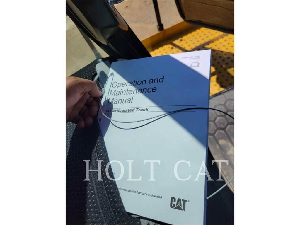 CAT 745 Rammestyrte Dumpere