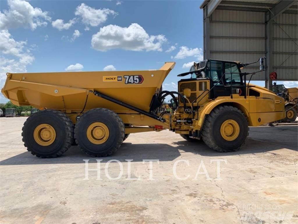CAT 745 Rammestyrte Dumpere