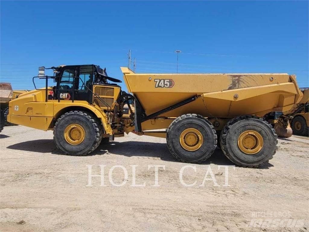 CAT 745 Rammestyrte Dumpere