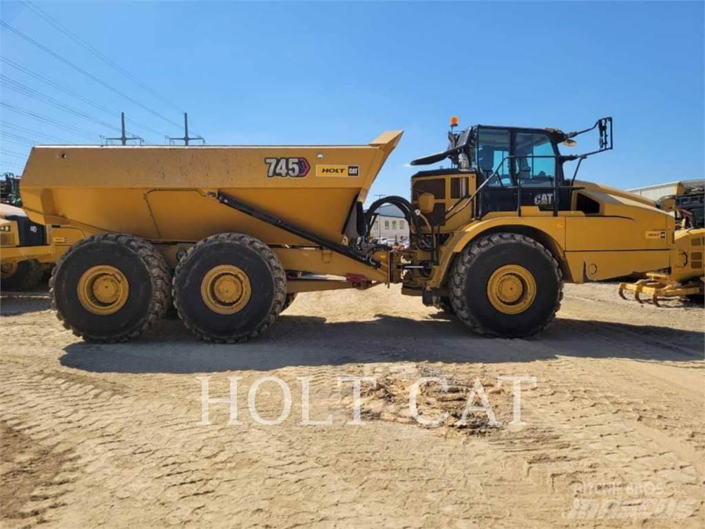CAT 745 Rammestyrte Dumpere