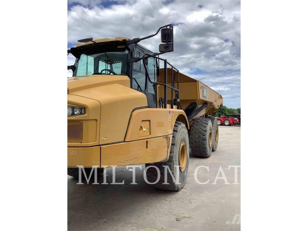 CAT 745 Rammestyrte Dumpere
