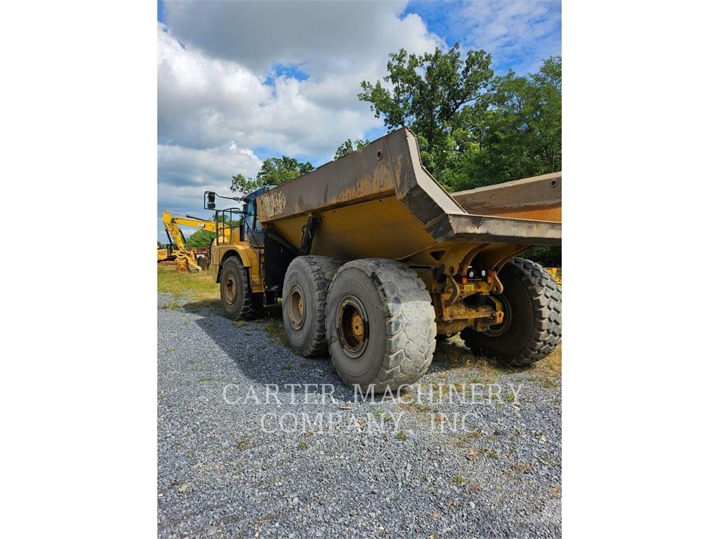 CAT 745 Rammestyrte Dumpere