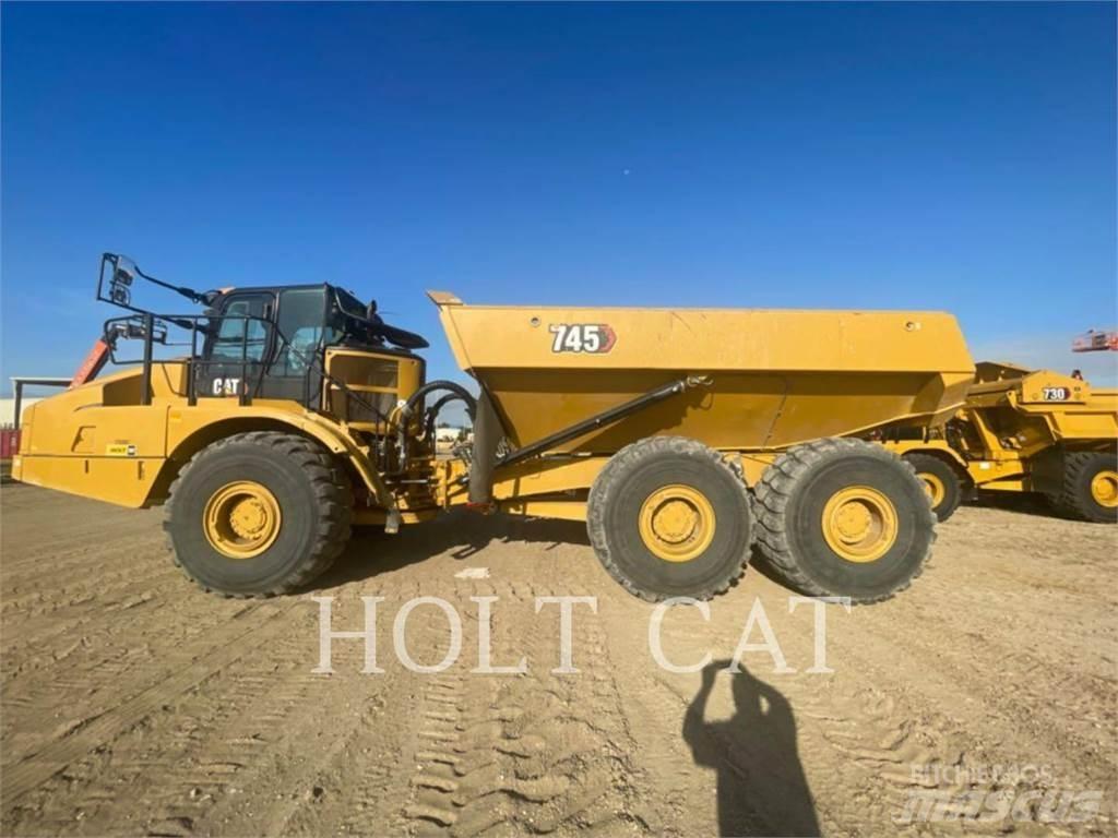 CAT 745 Rammestyrte Dumpere