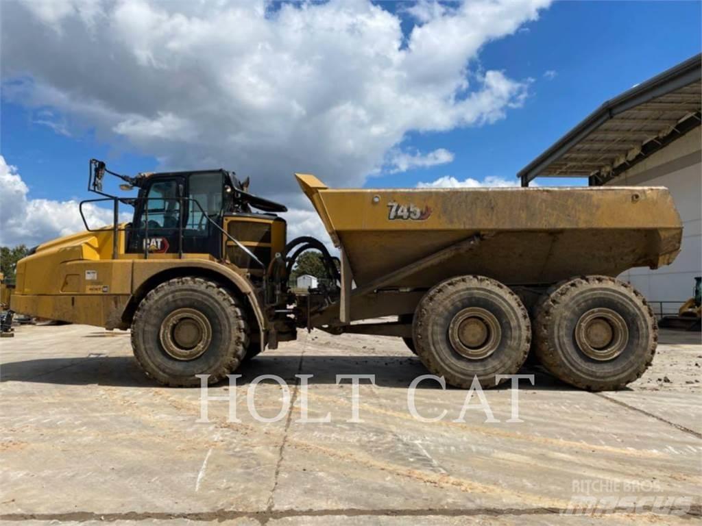 CAT 745 Rammestyrte Dumpere
