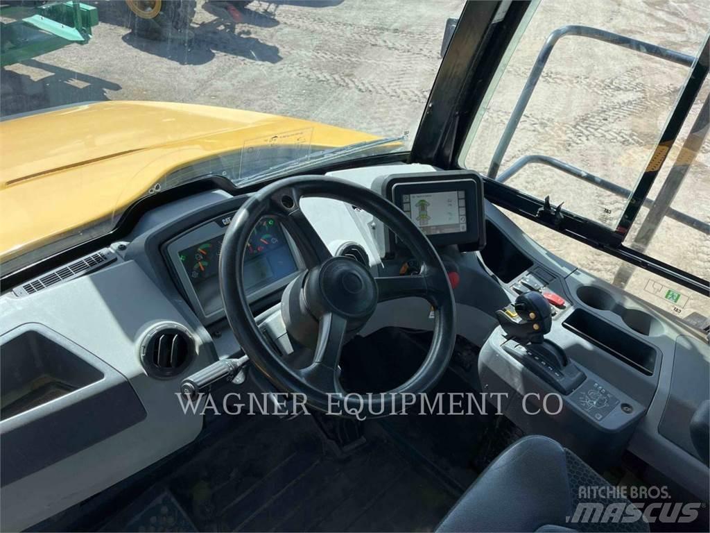 CAT 745 Rammestyrte Dumpere