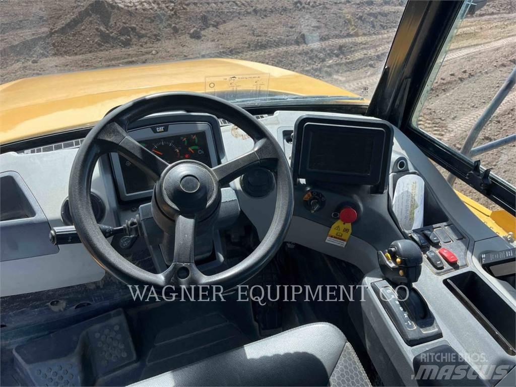 CAT 745 Rammestyrte Dumpere