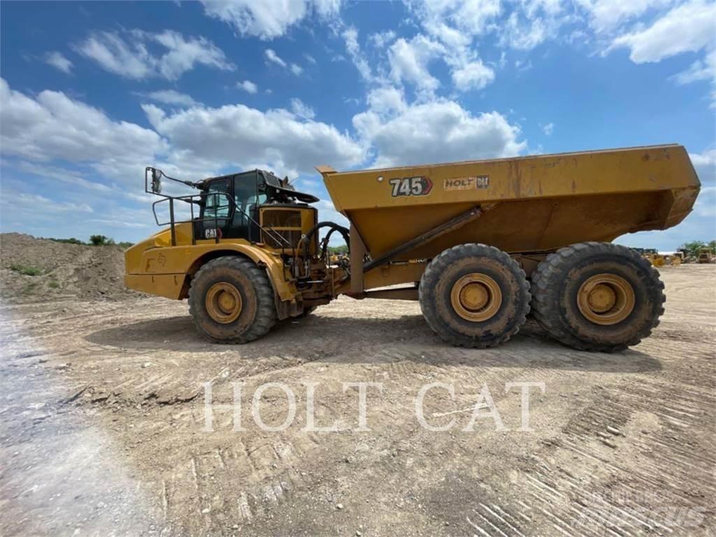CAT 745 Rammestyrte Dumpere