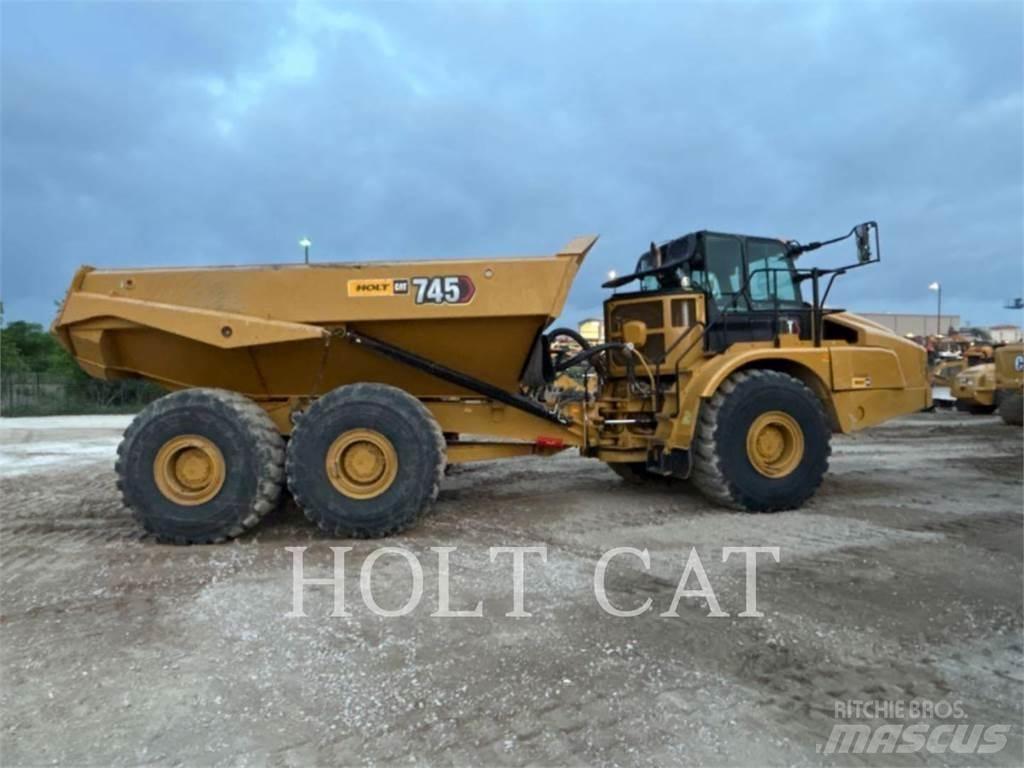 CAT 745 Rammestyrte Dumpere