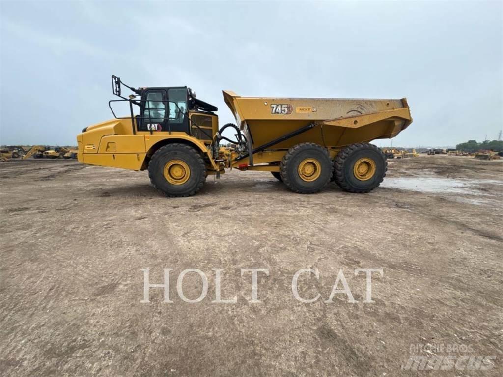 CAT 745 Rammestyrte Dumpere