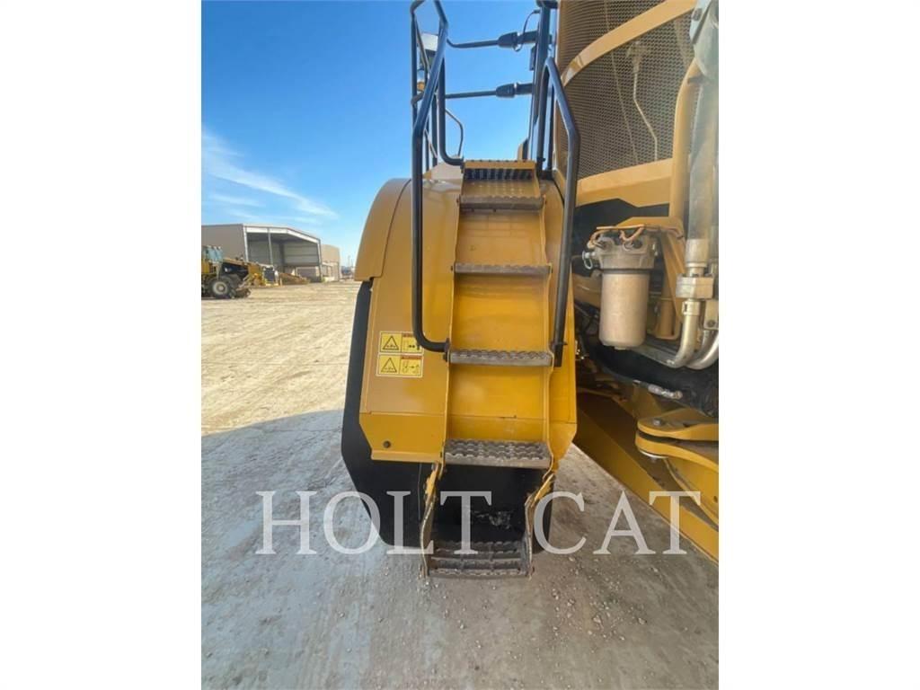 CAT 745 Rammestyrte Dumpere