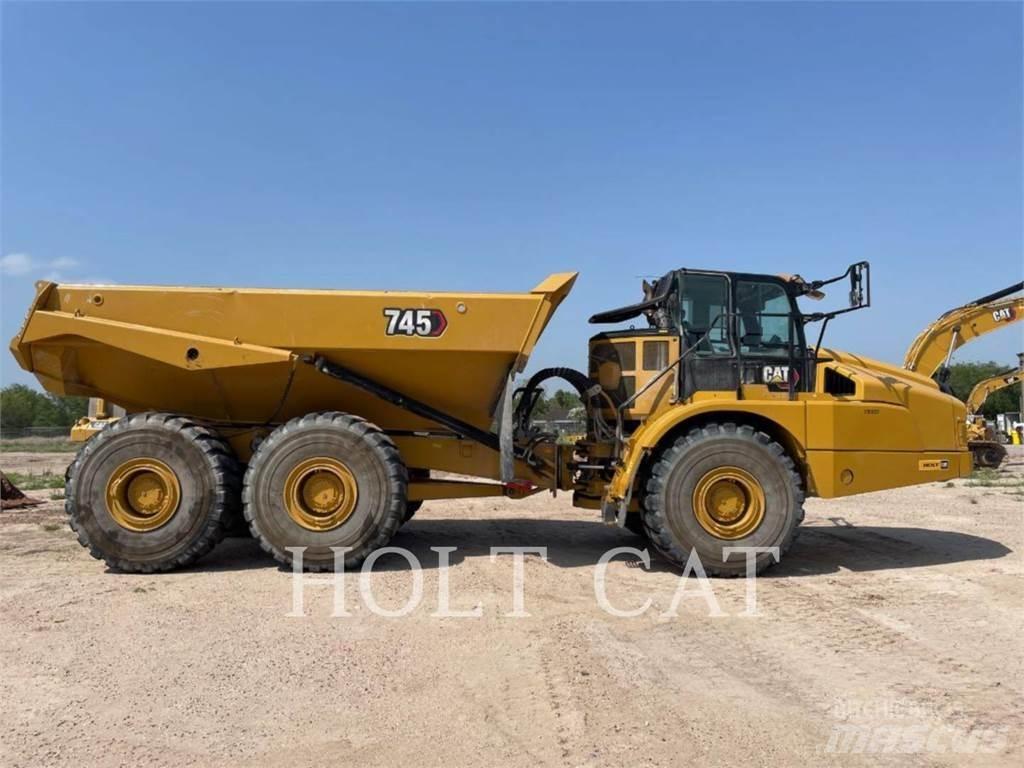 CAT 745 Rammestyrte Dumpere