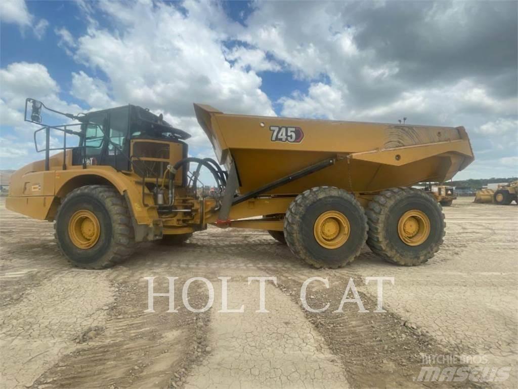 CAT 745 Rammestyrte Dumpere