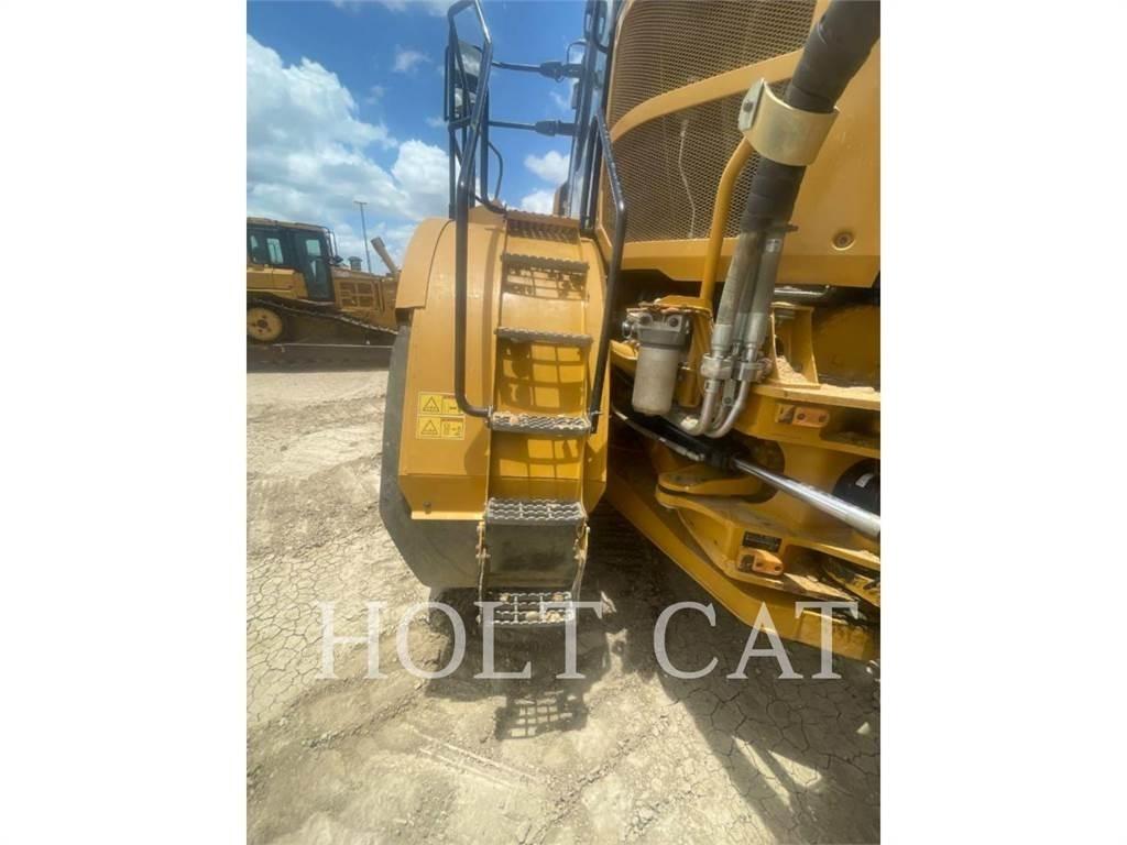 CAT 745 Rammestyrte Dumpere