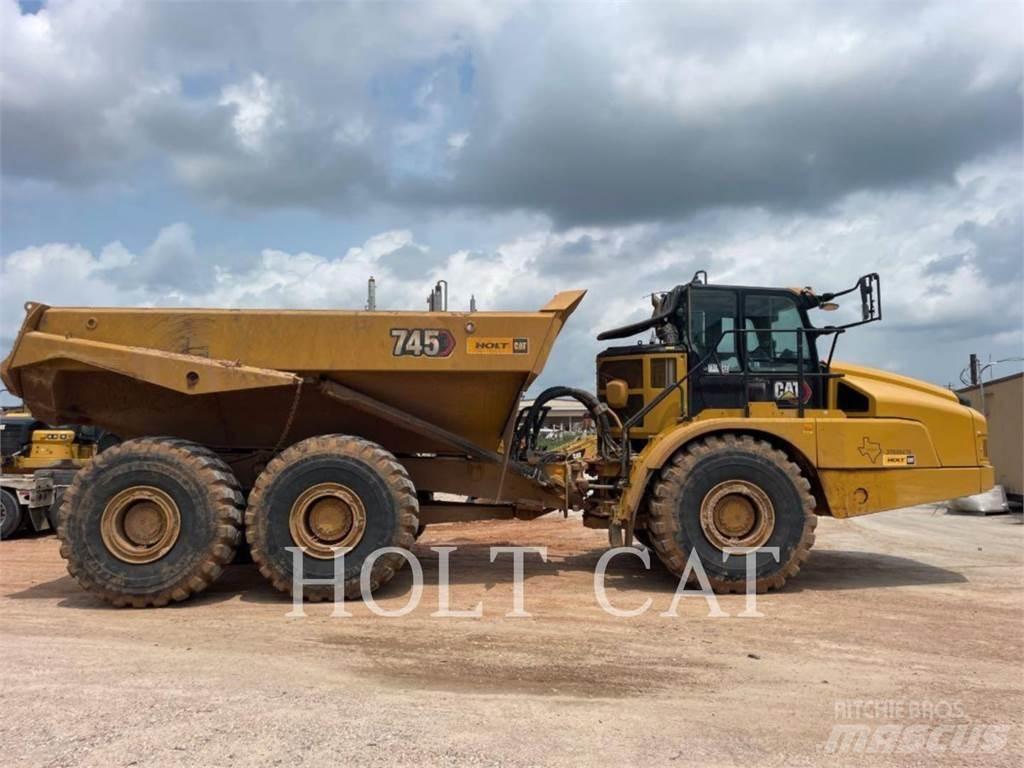 CAT 745 Rammestyrte Dumpere