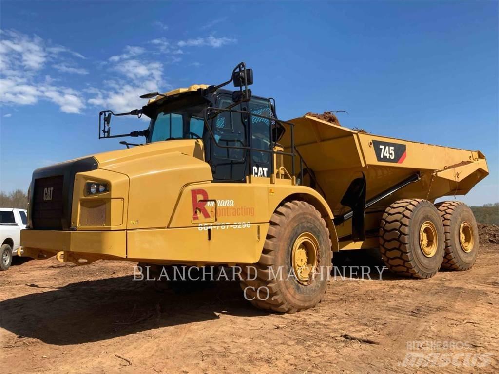 CAT 745 Rammestyrte Dumpere