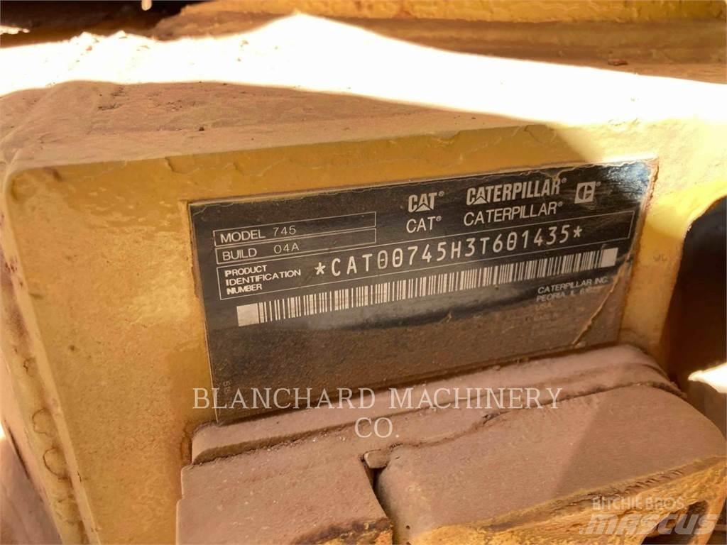 CAT 745 Rammestyrte Dumpere