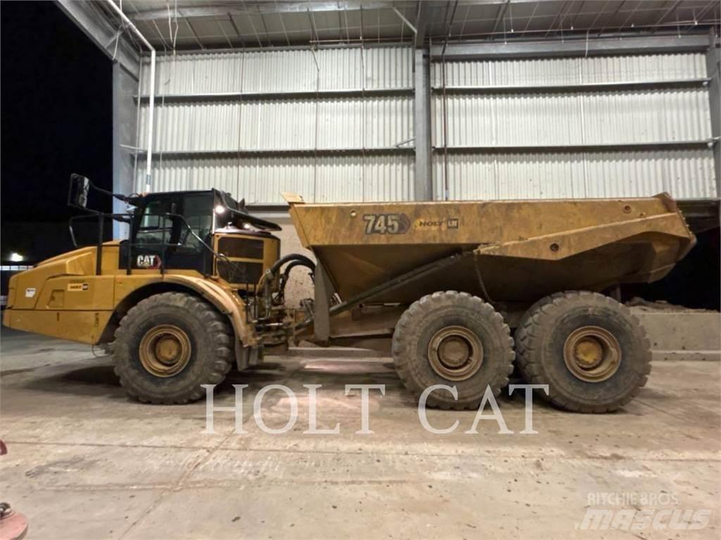CAT 745 Rammestyrte Dumpere
