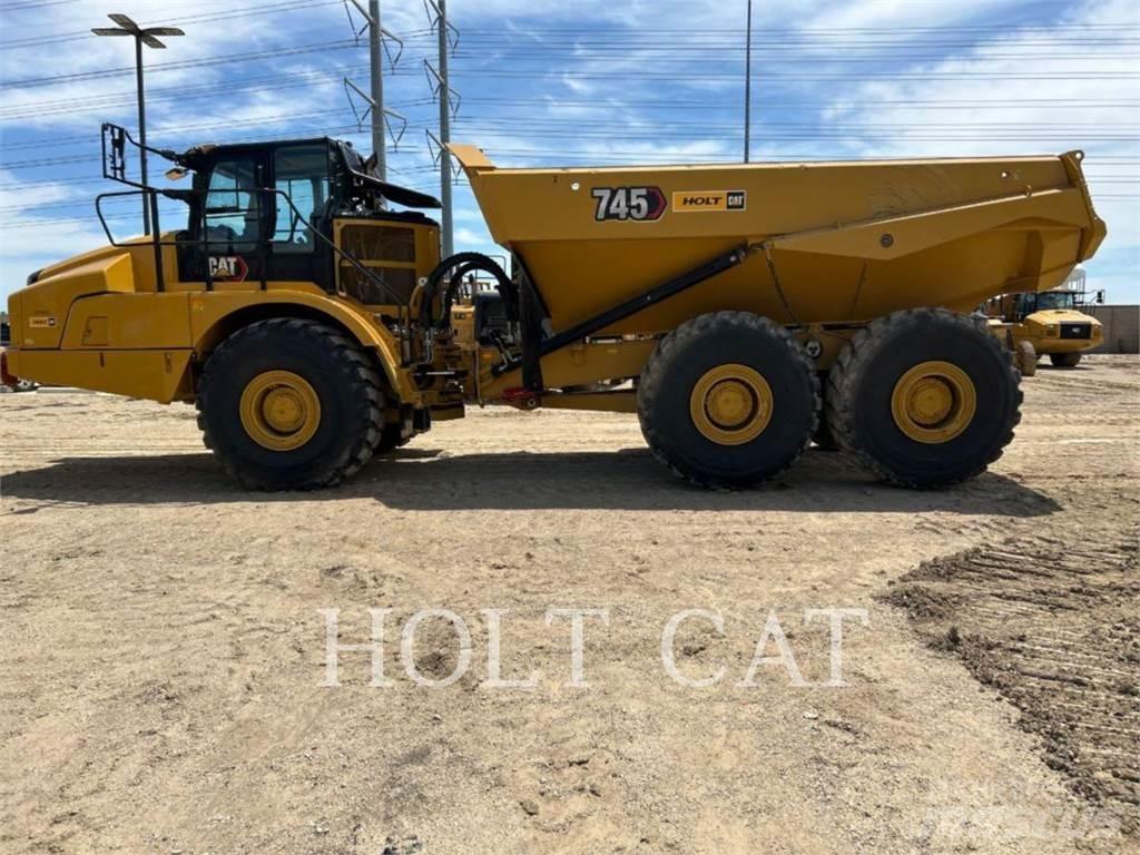 CAT 745 Rammestyrte Dumpere