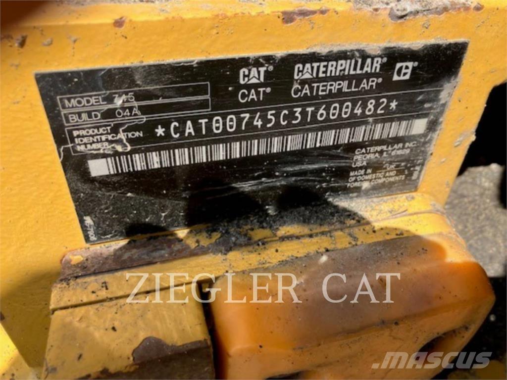 CAT 745 Rammestyrte Dumpere
