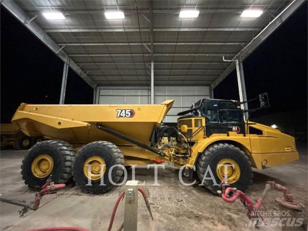CAT 745 Rammestyrte Dumpere