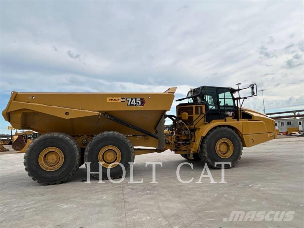 CAT 745 Rammestyrte Dumpere