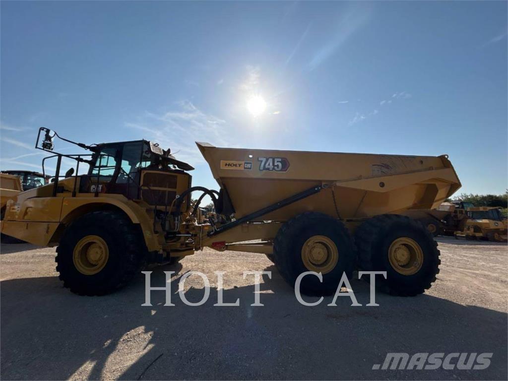 CAT 745 Rammestyrte Dumpere