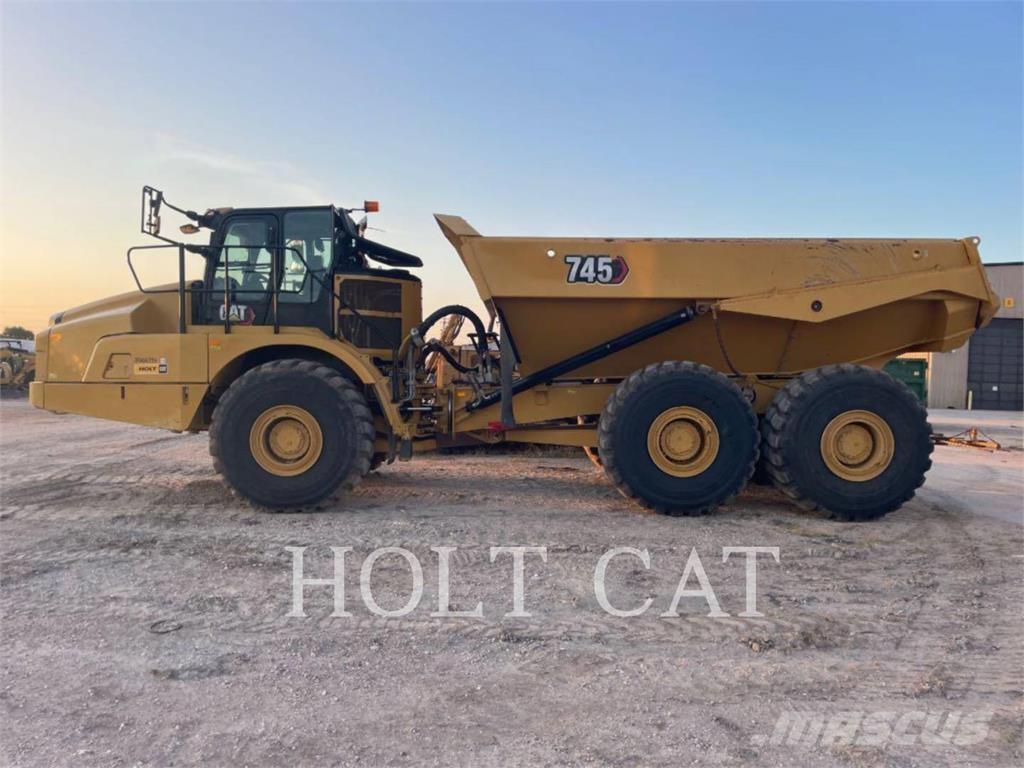 CAT 745 Rammestyrte Dumpere