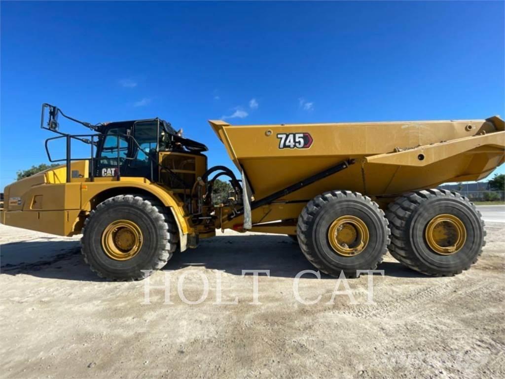 CAT 745 Rammestyrte Dumpere