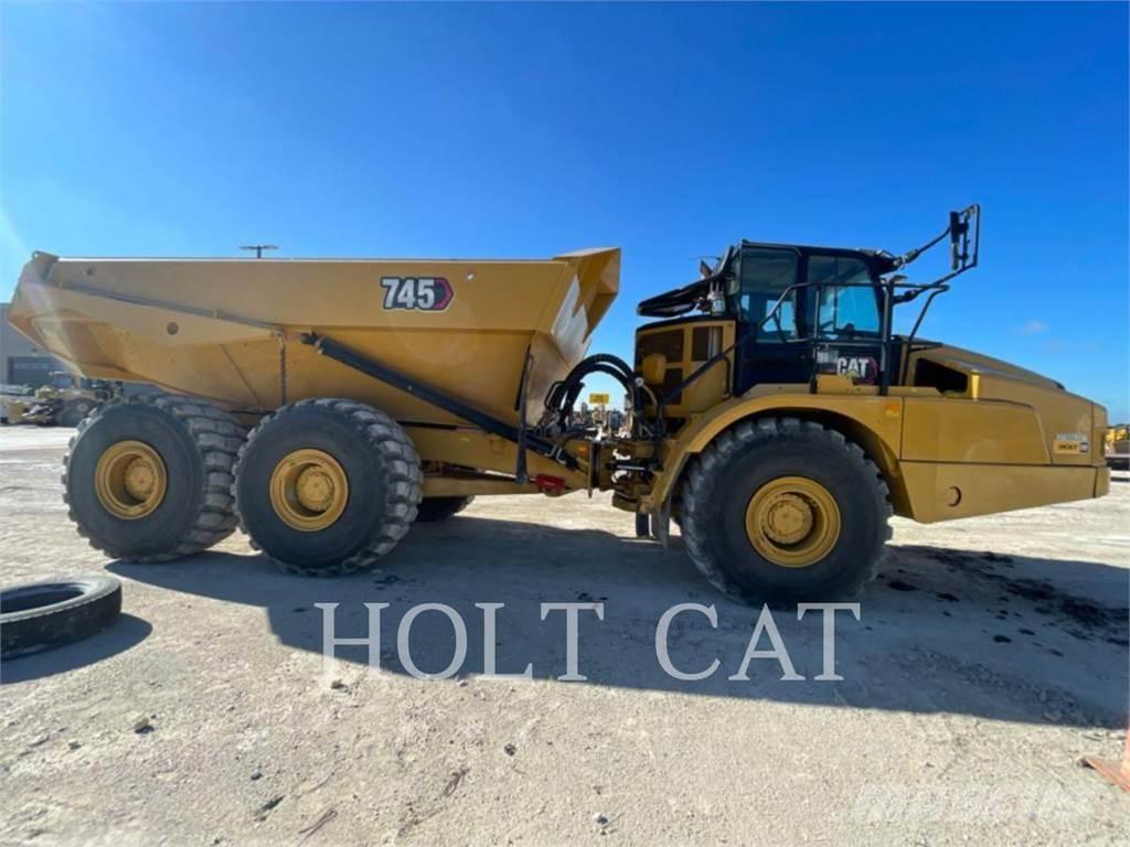 CAT 745 Rammestyrte Dumpere
