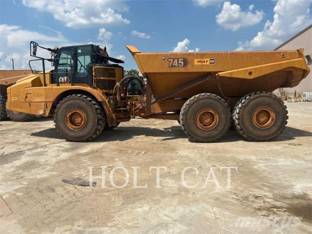CAT 745 Rammestyrte Dumpere