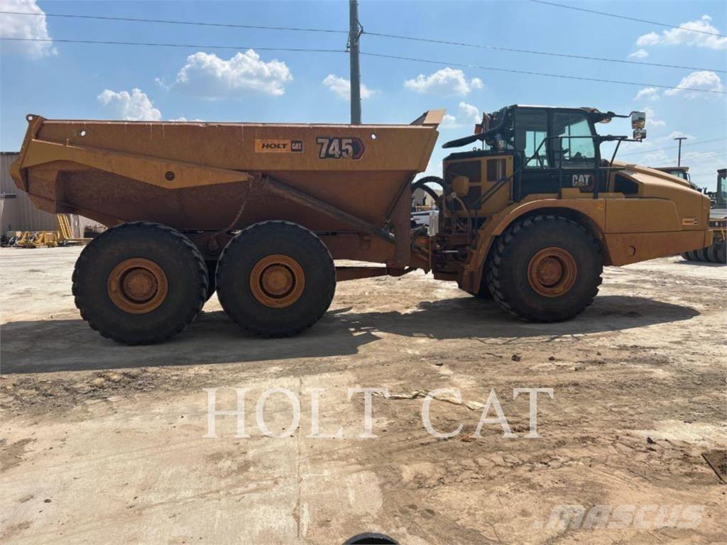 CAT 745 Rammestyrte Dumpere