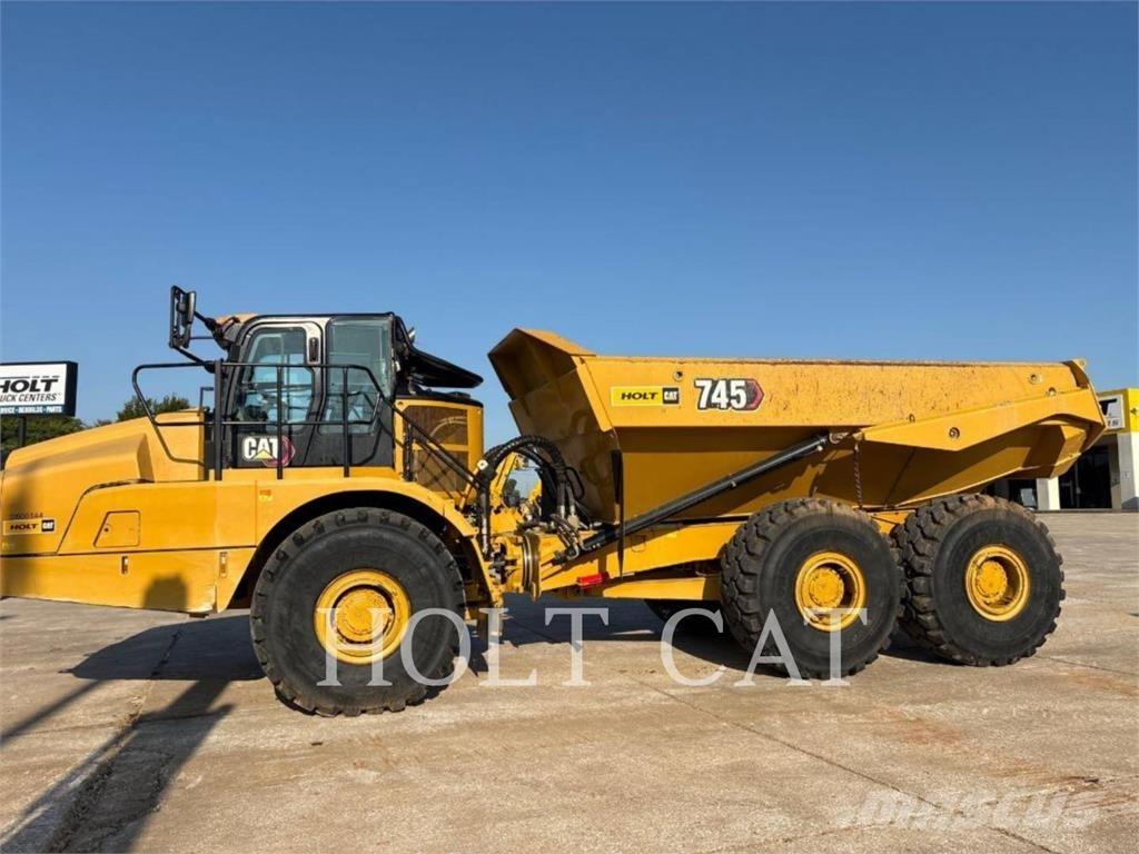 CAT 745 Rammestyrte Dumpere